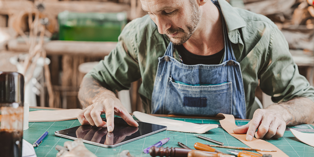 Self-employed? 5 reasons to save into a pension